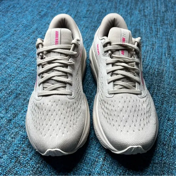 Brooks Adrenaline GTS 24 Running Shoes in Chateau Grey Pink