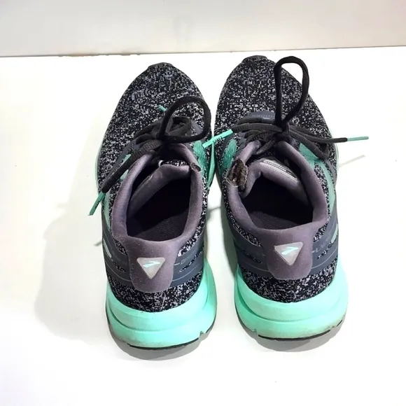 Brooks Launch 4