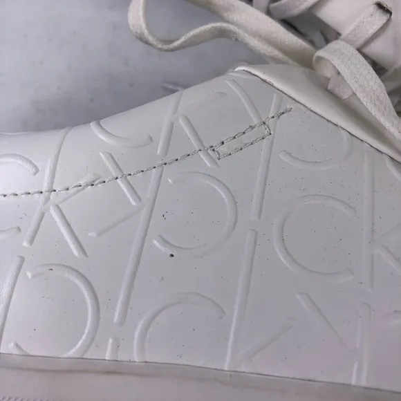 Calvin Klein Igor Brushed Emboss Sneaker Shoes Size 11.5