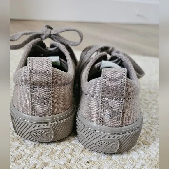 CARIUMA OCA Low Mystic Grey Canvas Sneakers Shoes Womens Size 6