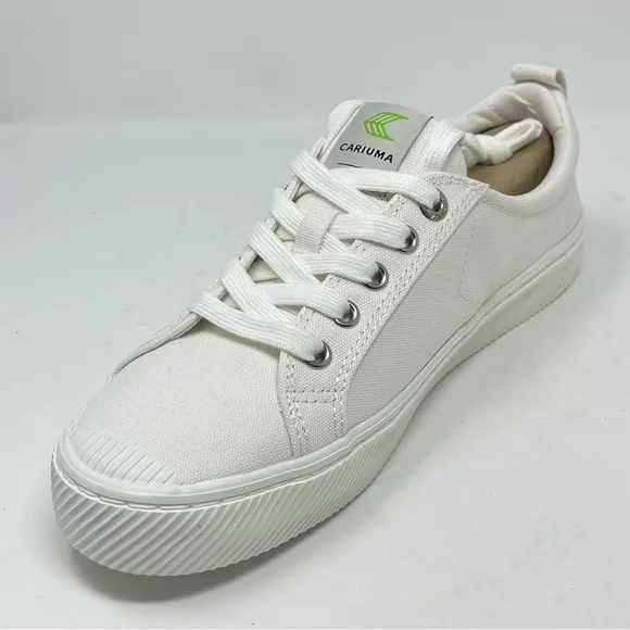 Cariuma OCA Low Shoes Womens 10 Mens 8.5 Off  White Canvas Lace Up Sneakers