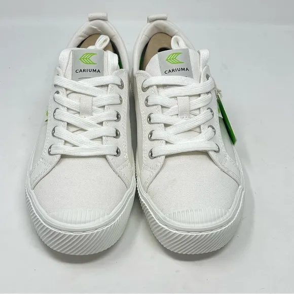 Cariuma OCA Low Shoes Womens 10 Mens 8.5 Off  White Canvas Lace Up Sneakers