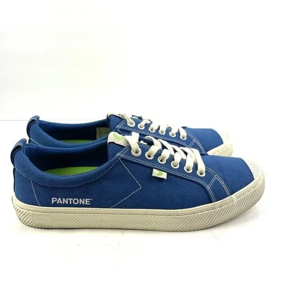 Cariuma OCA Low Sneakers Women 12.5 Men 11 Blue Canvas Pantone Lace Up Shoes