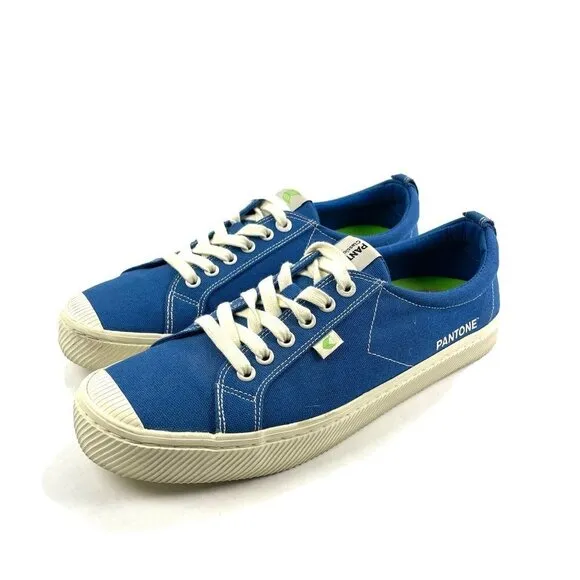 Cariuma OCA Low Sneakers Women 12.5 Men 11 Blue Canvas Pantone Lace Up Shoes