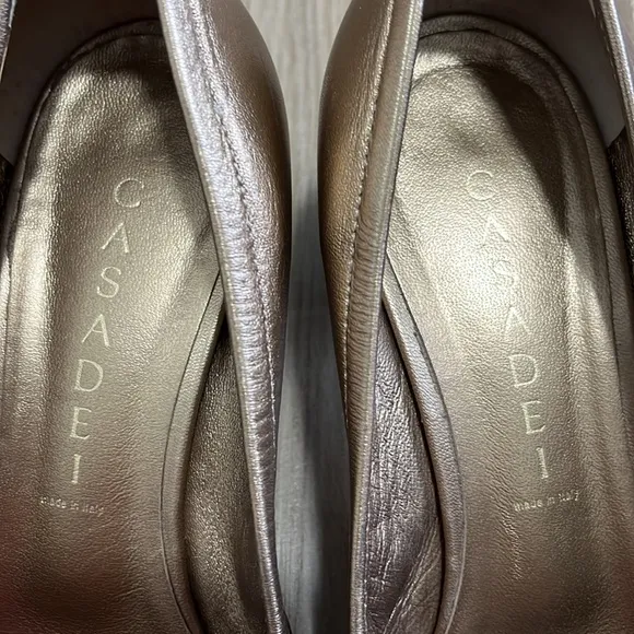 Casadei Rose Bronze Gold Bamboo Rounded Block Heels Shoes Size 8.5