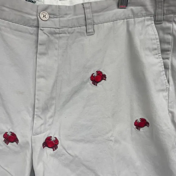 Castaway Crab Embroidered Khaki Cotton Belt Loops Side Pockets Shorts size 40