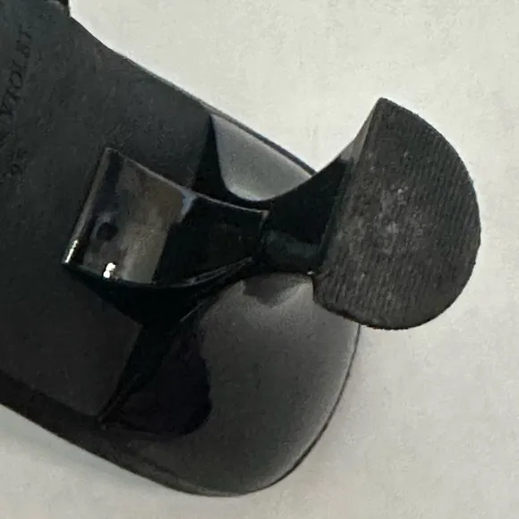 Chelsea &amp; Violet Womens Jipse Black Mule Sandals Shoes 9.5