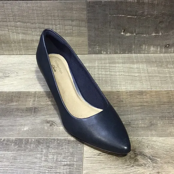 Clarks - Linvale Jerica “Navy Leather” 37211