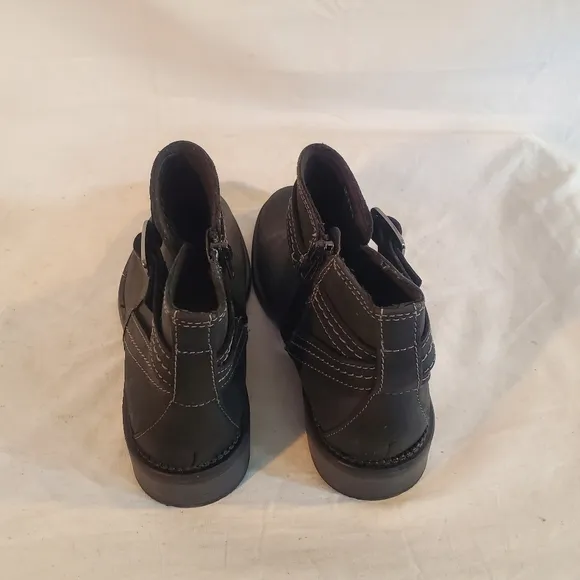 Clarks Women's Size 9 Maye Strap Black Leather Boots New