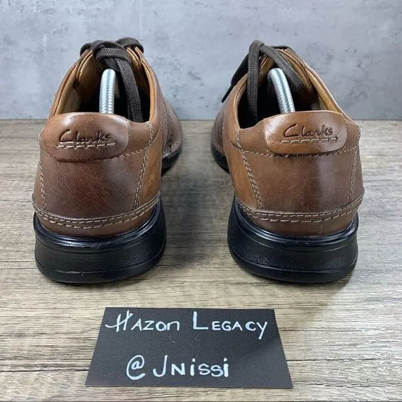 Clarks Collection~Men’s~Brown Leather Soft Cushion Oxford Shoes~Size 10.5 W