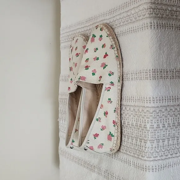 Coach canvas floral flat espadrille slip on shoes, women's size 9.5.