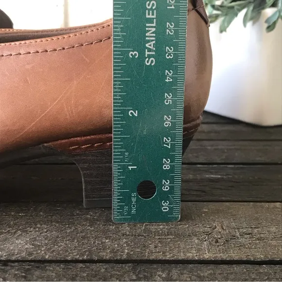Cobb Hill Brown Smooth Leather Adele Casual Dress Shoes