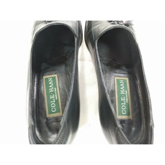 Cole Haan Black Italian Leather Kilt Tassel 8 B