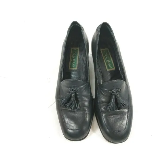 Cole Haan Black Italian Leather Kilt Tassel 8 B