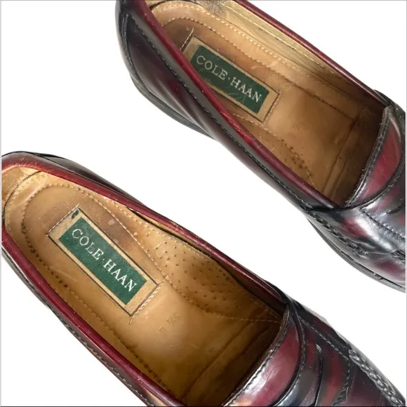 Cole Haan Men's Burgundy leather Loafers size 9 1/2 grandpa academia