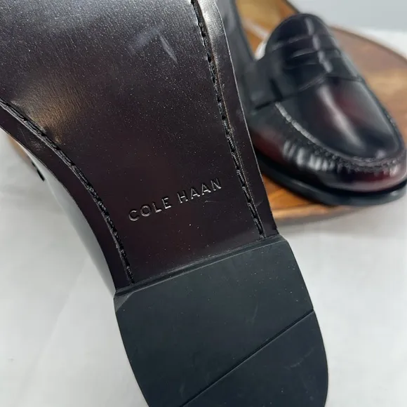 Cole Haan Shoes Mens 9.5 E (med  ) Cordovan Burgundy Leather Penny Loafers