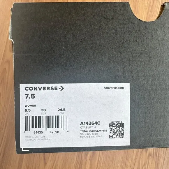 ⭐Converse Chuck Taylor All Star Lift Platform 7.5  Women's Shoes Black A14264C