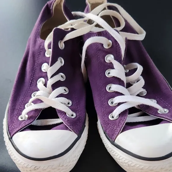 CONVERSE Chuck Taylor All Star Ox Purple Passion SIZE Men 7 &amp; Women 9 NICE SHAPE