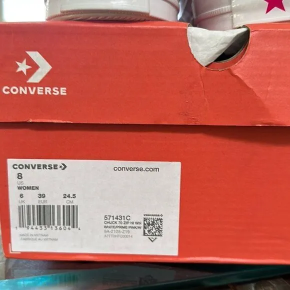CONVERSE CHUCK 70 CANVAS ZIP White/ Prime Pink/ White High Tops New In Box