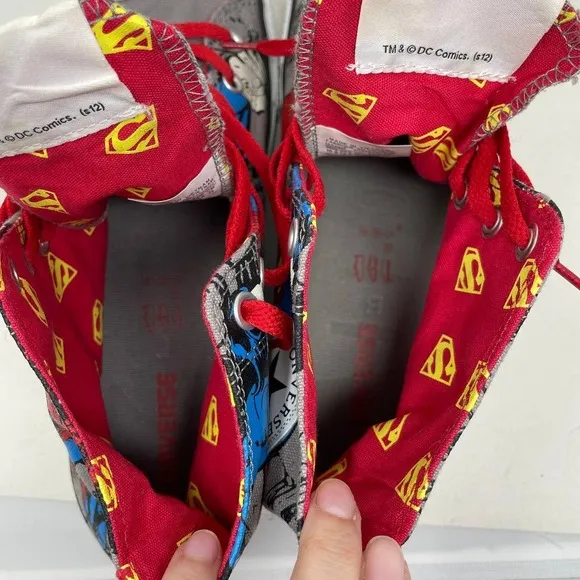 Converse DC Comics Superman Chuck Taylor All Star High Top Shoes Men Size 10.5