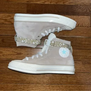 Converse Gender Inclusive Chuck 70 High Top Sneakers  Beach Stone Women’s Size 9