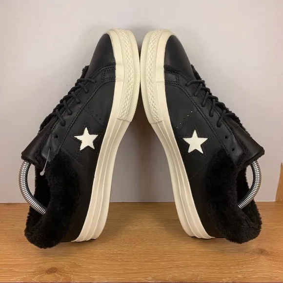 Converse One Star Ox Leather Faux Fur Sneaker Size 9 Women