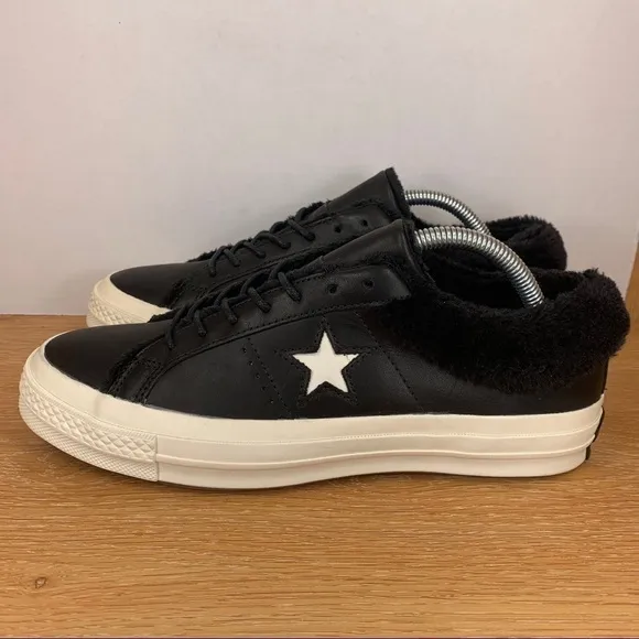 Converse One Star Ox Leather Faux Fur Sneaker Size 9 Women