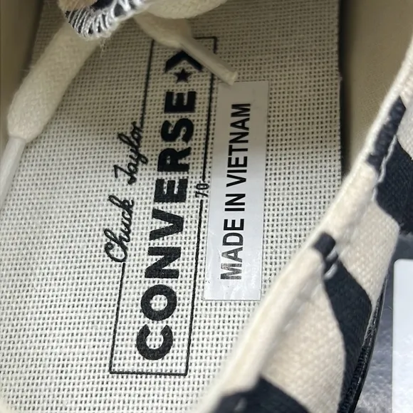 Converse shoes brand new size 8