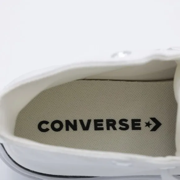 Converse Women's Chuck Taylor All Star Lugged Heel Platform High Shoes White 7
