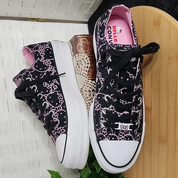 👉CONVERSE x HELLO KITTY CHUCK TAYLOR ALLSTAR CHUNKY HEEL CANVAS OX BLACK ~SZ 9