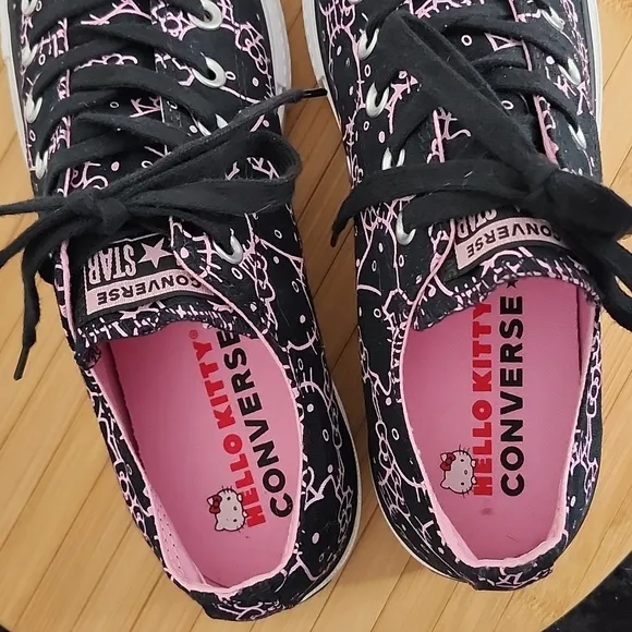👉CONVERSE x HELLO KITTY CHUCK TAYLOR ALLSTAR CHUNKY HEEL CANVAS OX BLACK ~SZ 9