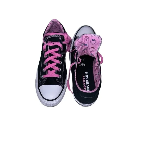 Converse X Hello Kitty (NWT) RARE, Limited Edition, Women’s Size 9