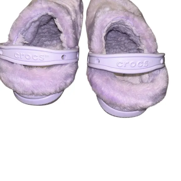 Crocs Classic Fur Sure Lavender purple Women's 7 Faux Fur Lined Slides fluffy
