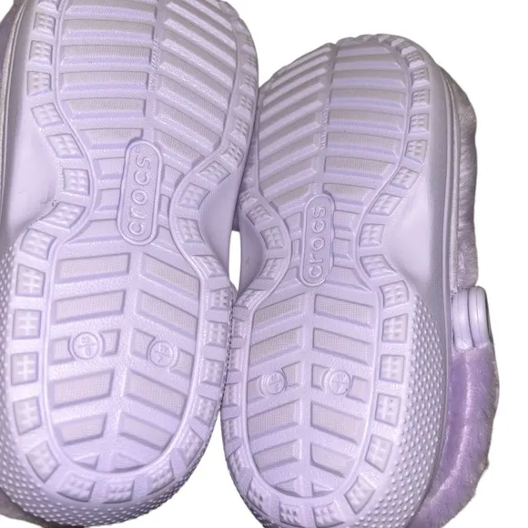 Crocs Classic Fur Sure Lavender purple Women's 7 Faux Fur Lined Slides fluffy