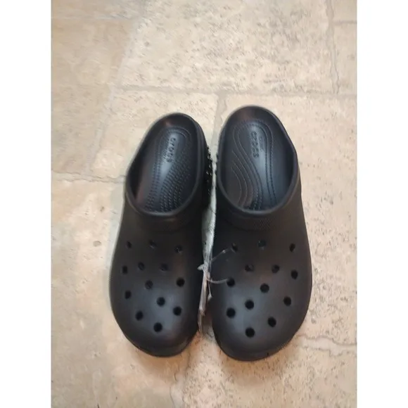 CROCS Shoes Men 12 Women 14 SIREN STUDDED CLOGS Black W/ Silver Studs Heels