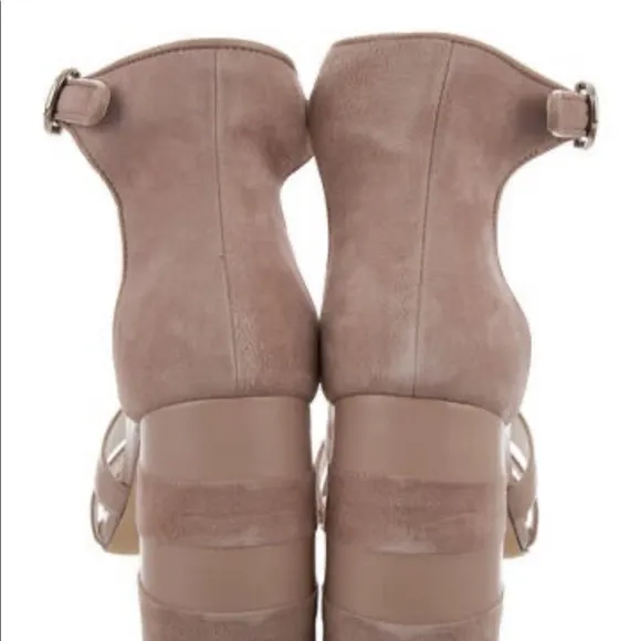 Daniella Shevel dusty Pink, Block heel Suede - size 9 Beautiful shoes