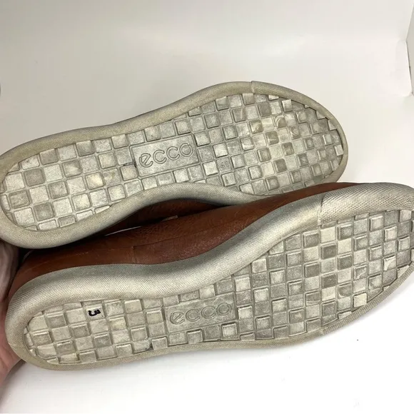 Danish Design Brown Soft Leather aloe Top Sneakers Womens Size 10 EUC
