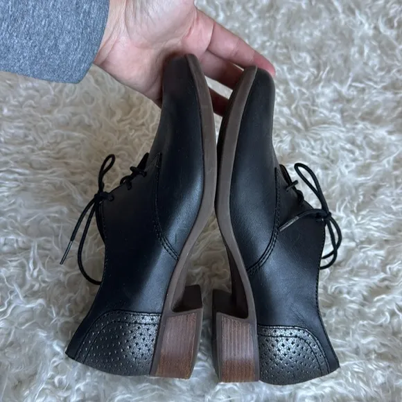 Dansko Louise Lace Up Black Leather Heeled Oxford Shoes Sz 6.5 Black
