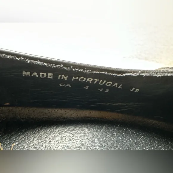 DANSKO Mary Jane’s black leather chunky goth elastic button closure strap 39