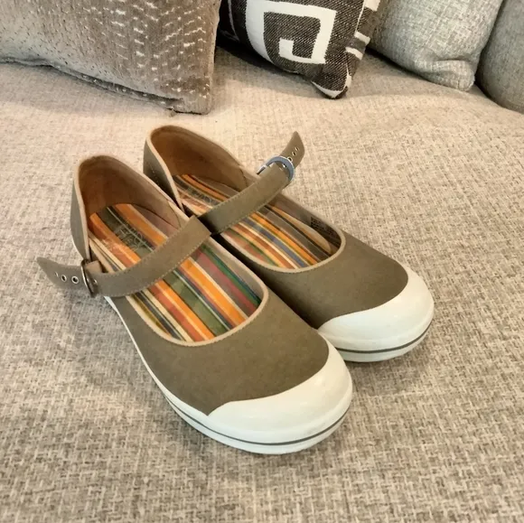 Dansko Vegan Valerie Canvas Mary Jane Clogs Shoes