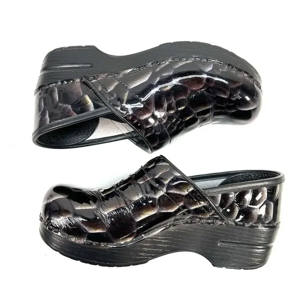 Dansko Women's Leather Clog Faux Alligator Crocodile 406100202 EU 36 or US 5.5/6