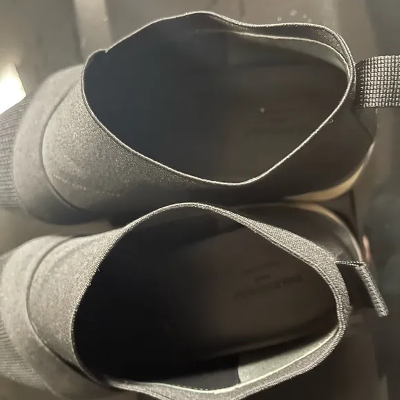 Designer shoe Sale!!! Balenciaga sneaker size 39