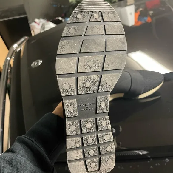 Designer shoe Sale!!! Balenciaga sneaker size 39