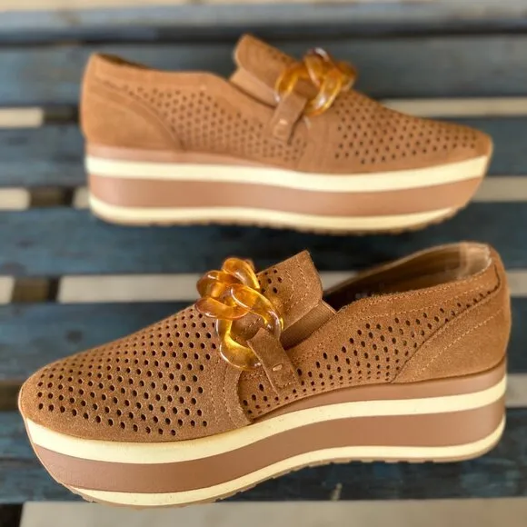 Dolce Vita Jhenee Womens Perf Sneaker 9 Brown Suede Platform Loafer Chain Accent