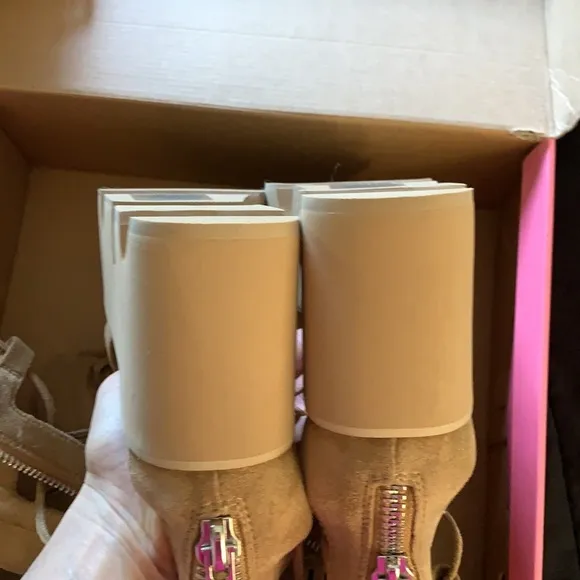 Dolls Kill sugarbaby summer feels platform 7 light brown tan
