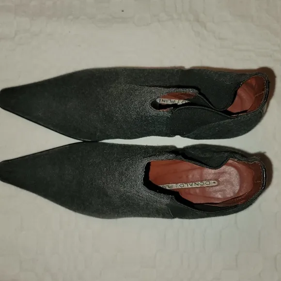 Donald J Pliner booties wool pointed toe gray 2.5&quot; heels ankle boots sz 6