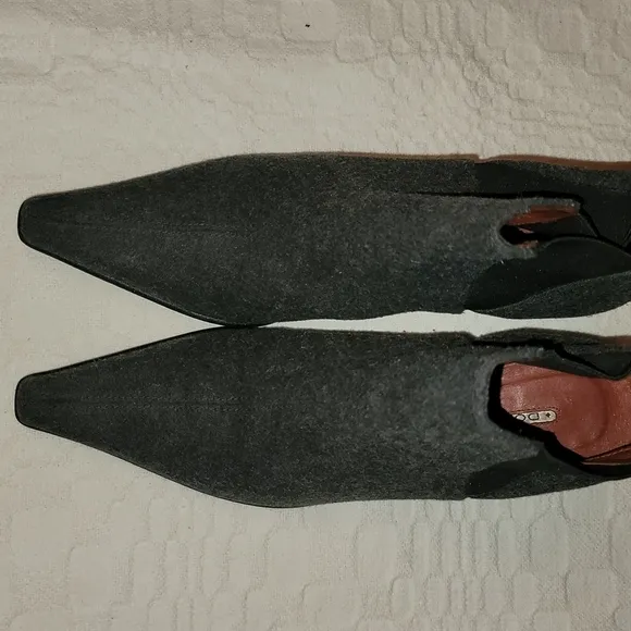Donald J Pliner booties wool pointed toe gray 2.5&quot; heels ankle boots sz 6