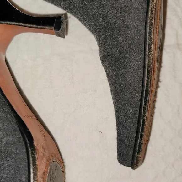Donald J Pliner booties wool pointed toe gray 2.5&quot; heels ankle boots sz 6