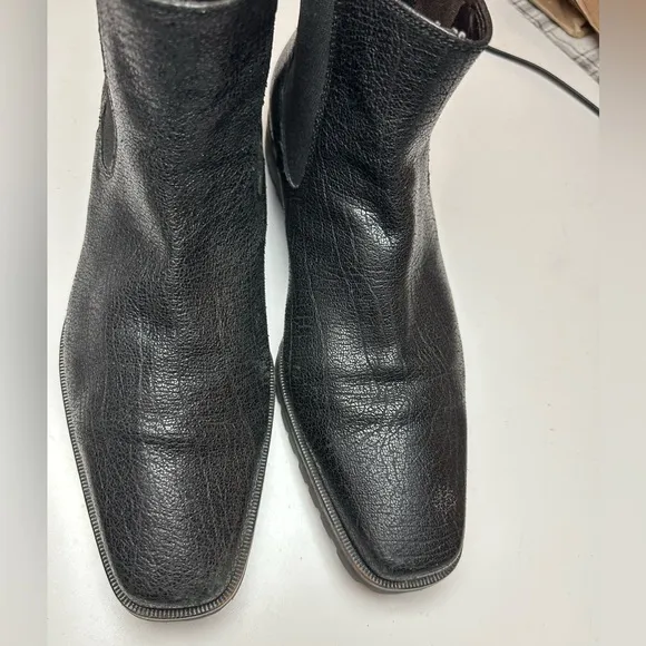 Donald Pliner Black Shimmer Leather Rigg MemoryFoam Footbed Mens Dress Boot 10.5
