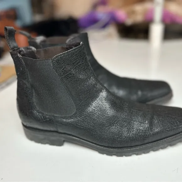 Donald Pliner Black Shimmer Leather Rigg MemoryFoam Footbed Mens Dress Boot 10.5